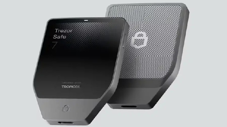 
			Trezor представила аппаратный кошелек с открытым чипом защиты		