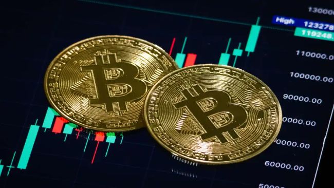 
			Аналитик CryptoQuant назвал вероятный срок нового пика биткоина		