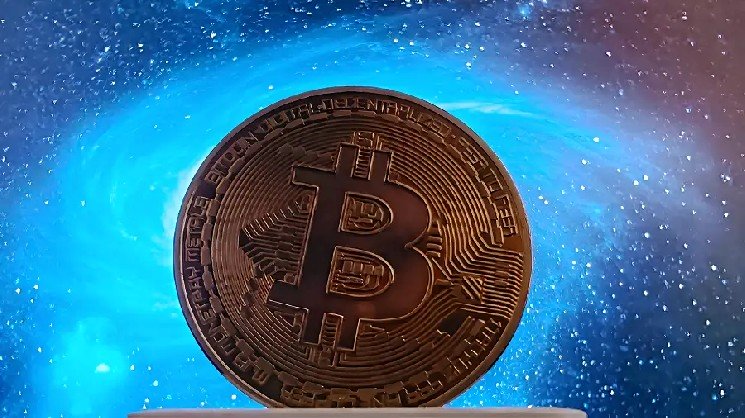 
			Криптокосмическая программа: кто и зачем запустил биткоин на околоземную орбиту		